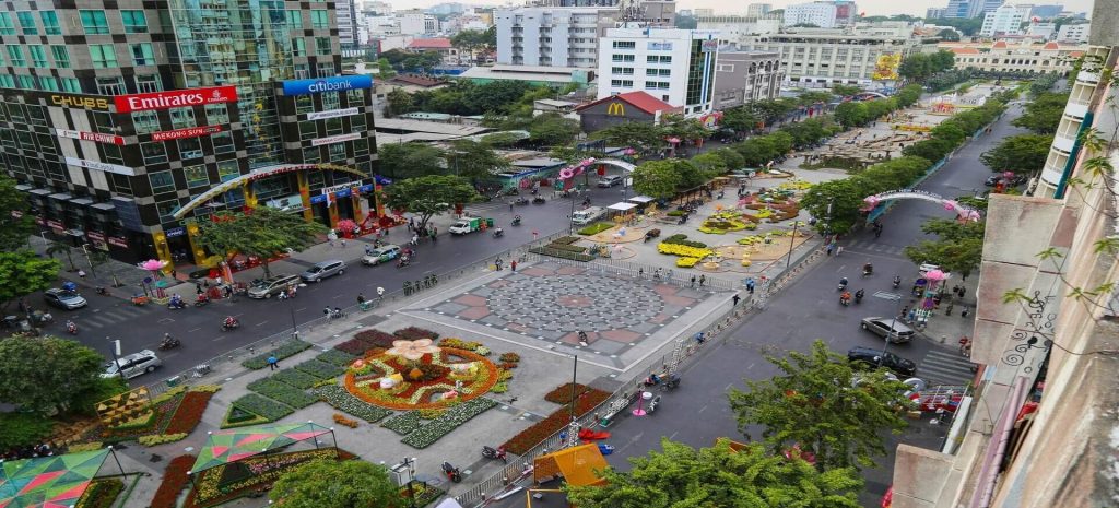 Khu phố đi bộ Nguyễn Huệ