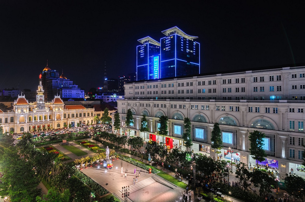 Khu phố đi bộ Nguyễn Huệ - Hình 5