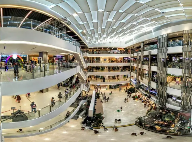Khu phố mua sắm Quận 1 - Hình 4