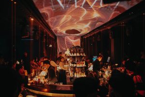 Khu phố nhiều quán bar ở Sài Gòn