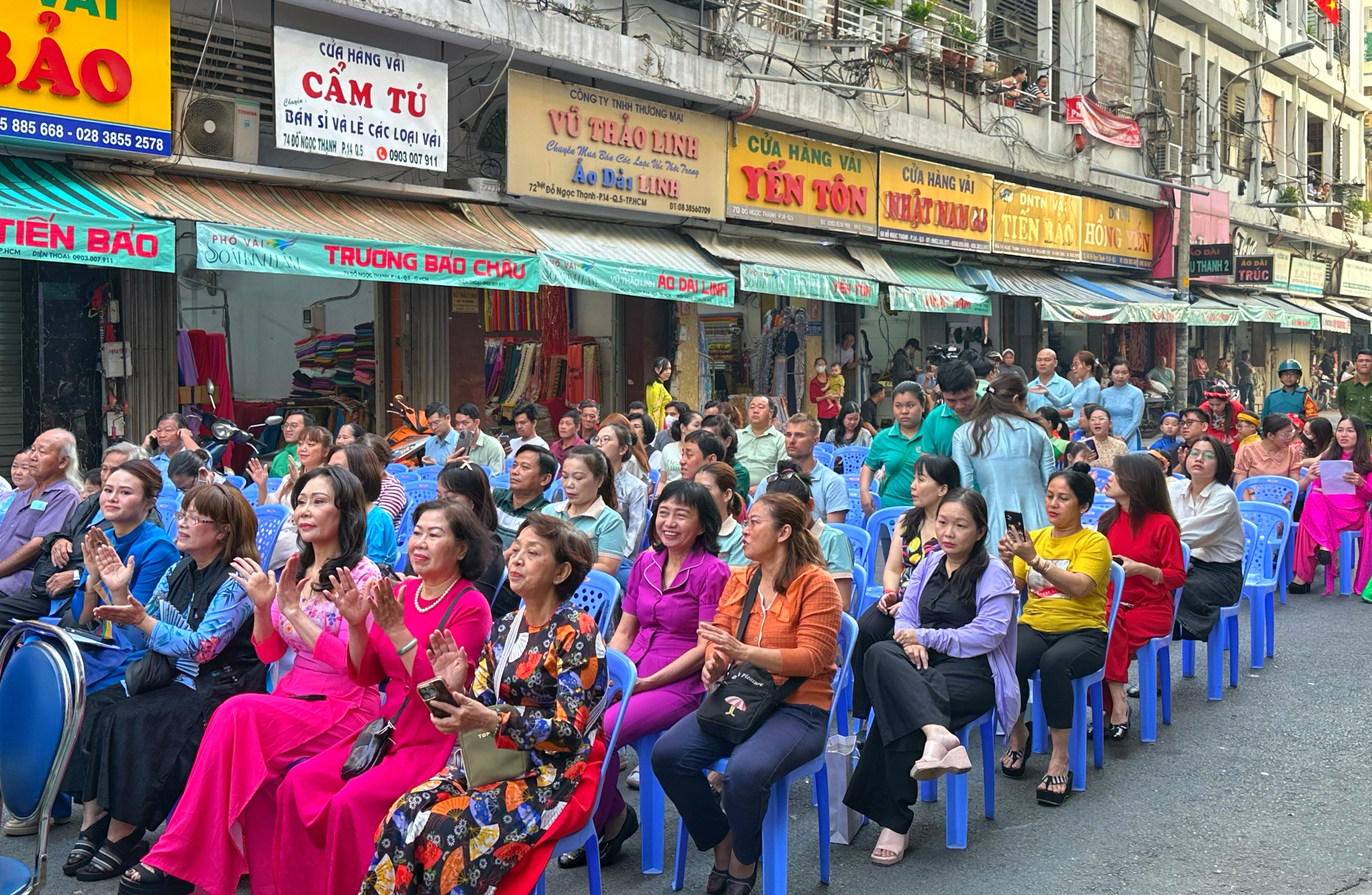 Khu phố vải Soái Kình Lâm - Hình 1
