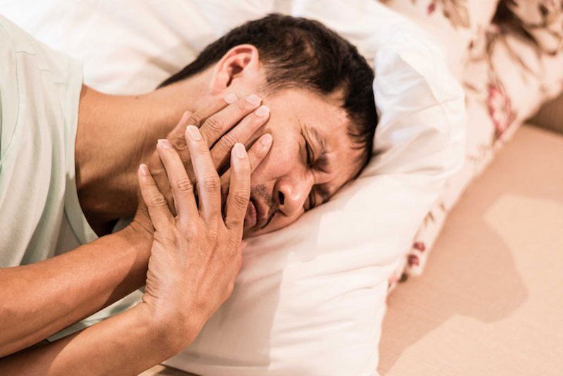 Làm gì khi bị đau răng khi đi du lịch - Hình 4
