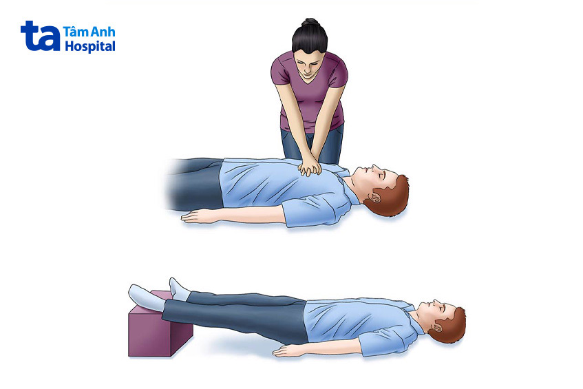 Làm gì khi bị tụt huyết áp khi du lịch - Hình 3