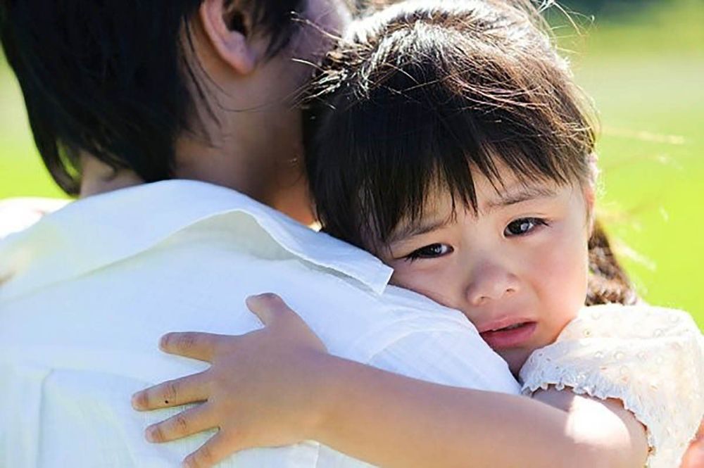 Làm gì khi trẻ bị hoảng sợ khi đi du lịch