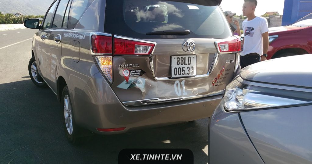 Làm gì khi xe bị va quẹt khi đi du lịch - 4