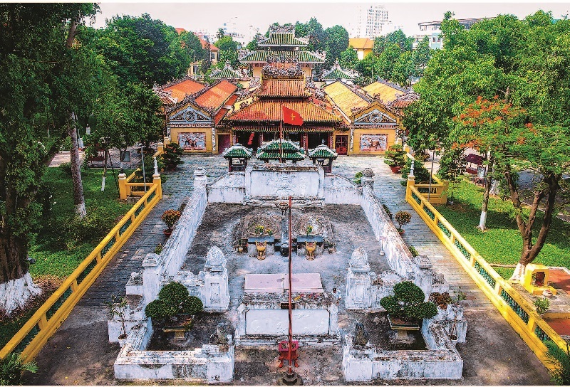 Lăng Đức Tả quân Lê Văn Duyệt