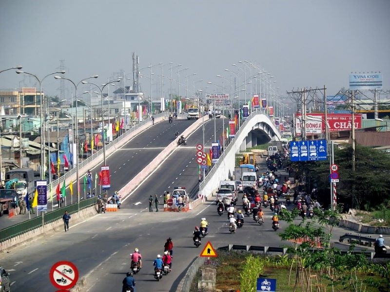 Ngã tư An Sương - Image 3