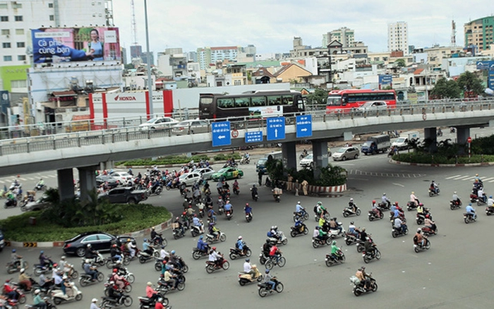 Ngã tư Hàng Xanh - Image 2