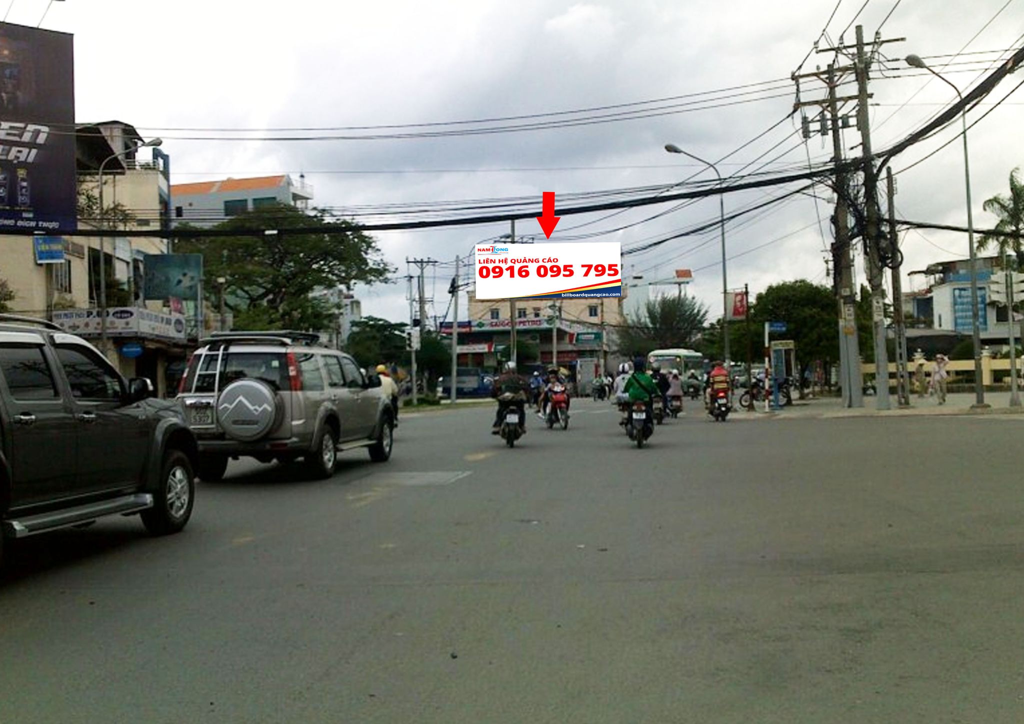 Ngã tư Nguyễn Oanh - Image 2