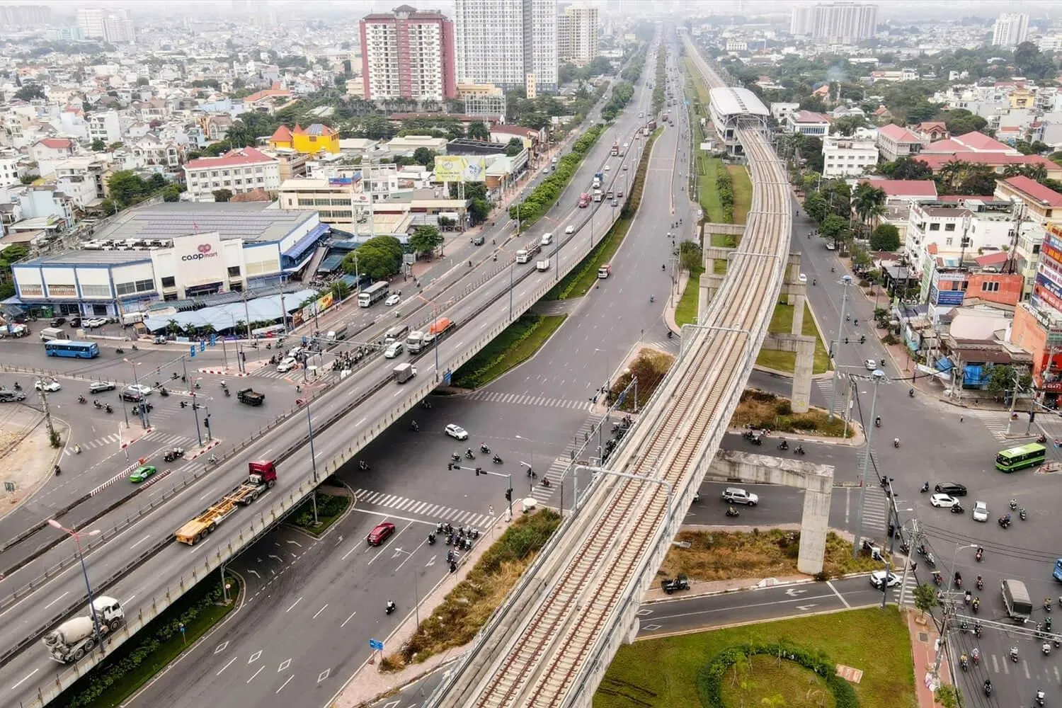 Ngã tư Thủ Đức - Image 5