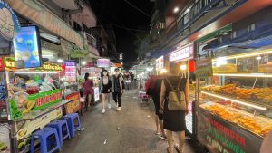 Những con đường ăn uống nổi tiếng ở Sài Gòn
