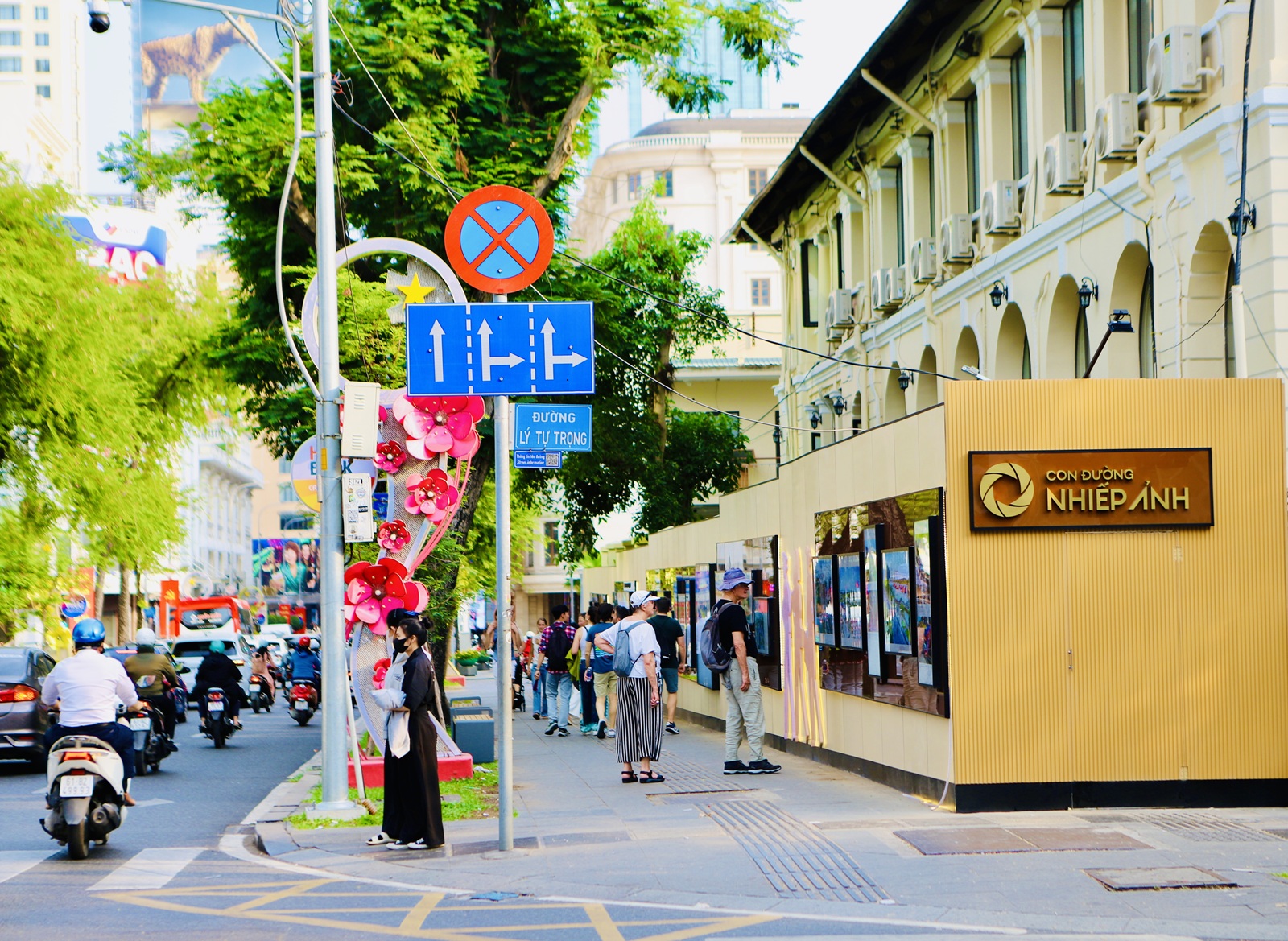 Những con đường check-in đẹp ở TP.HCM - Hình 2