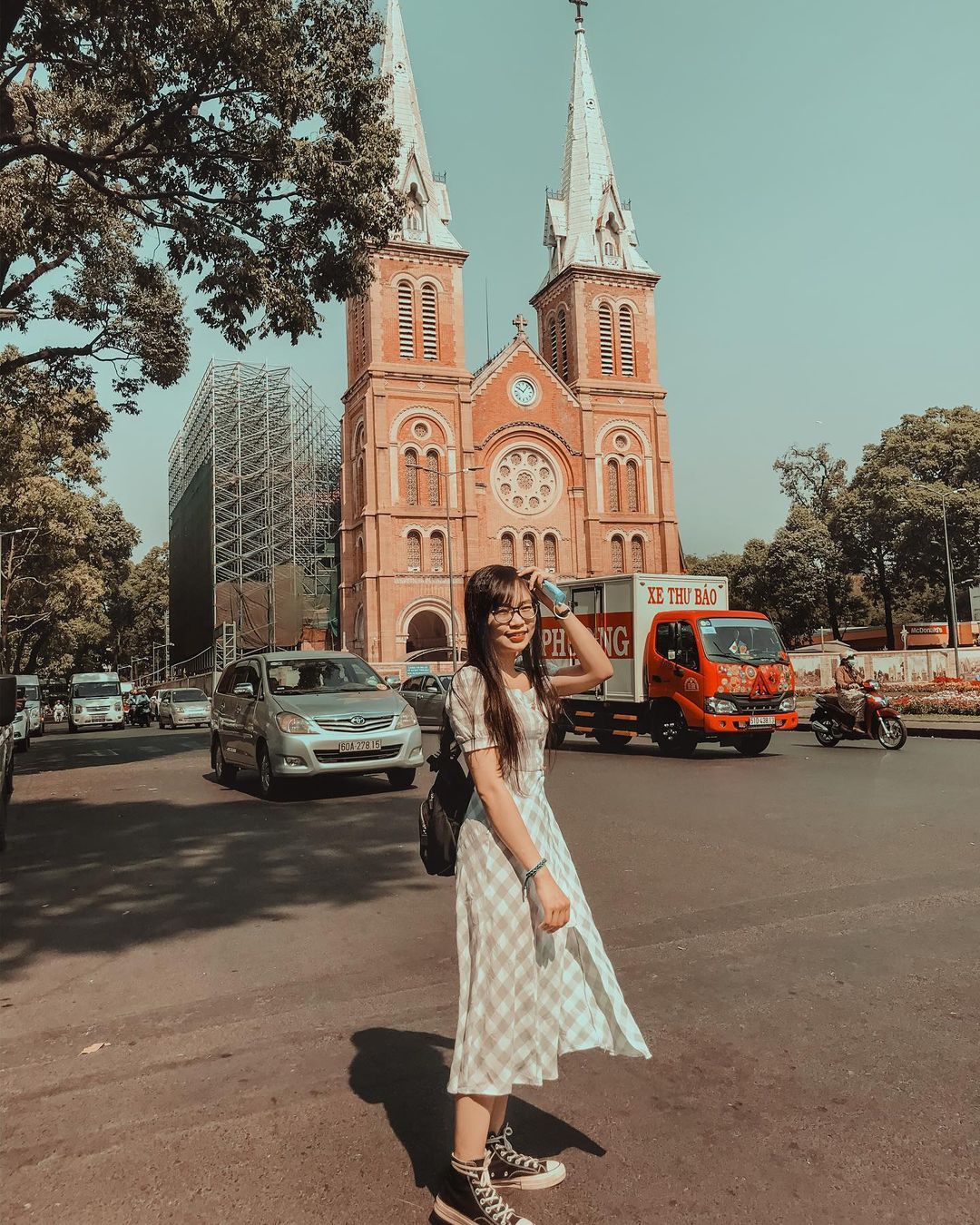 Những con đường check-in đẹp ở TP.HCM - Hình 3