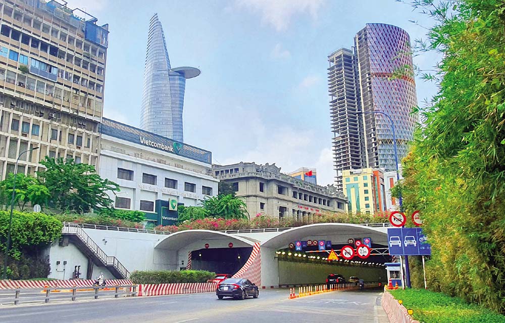 Những con đường có nhiều công trình kiến trúc đẹp ở TP.HCM