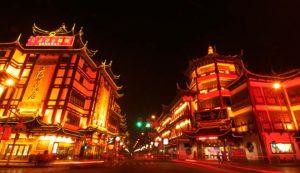 Phố đèn lồng Lương Nhữ Học