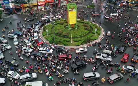 Vòng xoay Phú Lâm - Image 3