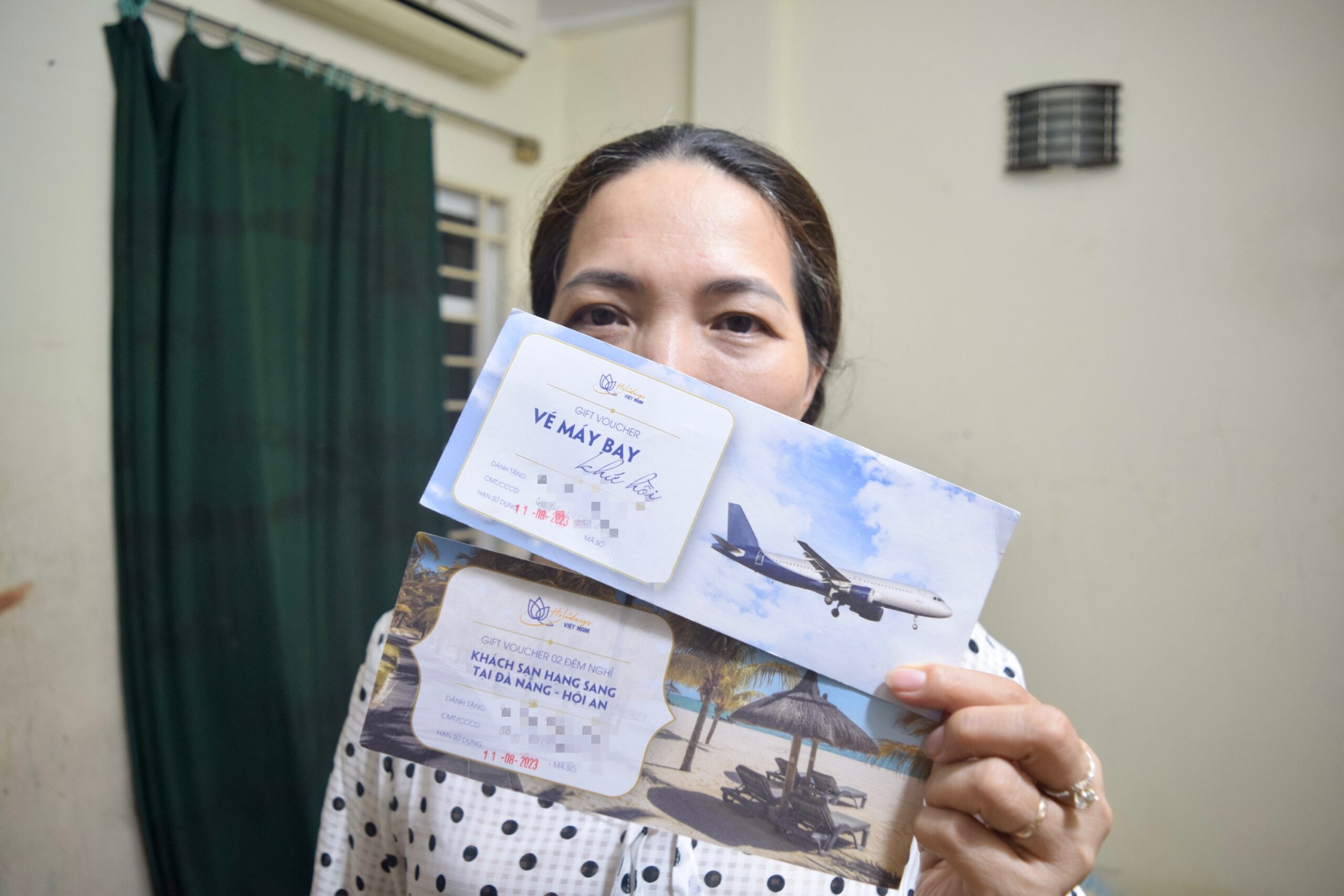 holidays vietnam tặng voucher du lịch - Hình 2