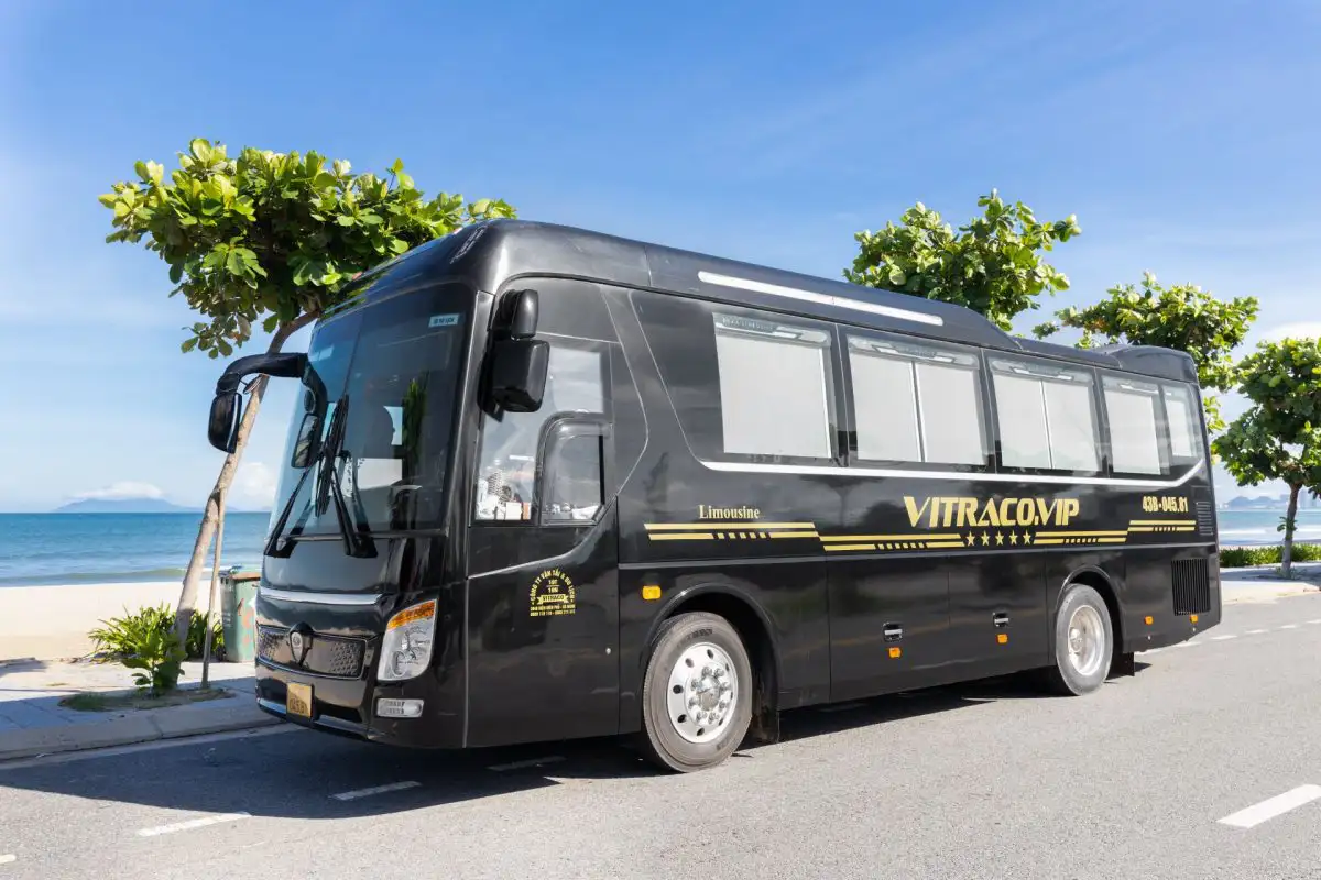 xe limousine du lịch - Hình 1